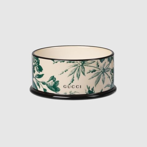 Shop the Small Herbarium print pet bowl in green at GUCCI.COM. Enjoy Free Shipping and Complimentary Gift Wrapping. Gucci Pet, Agriculture Projects, Porcelain Dog, Gucci Store, Italy Print, Pet Leash, Designer Dog, Pet Feeder, Luxury Dog