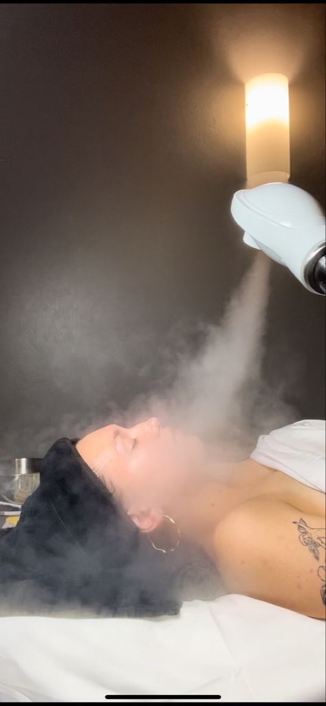 Spa facials are my favorite way of self care The Dallas Esthetician, Facial Care Aesthetic, Zenith Aesthetic, Facial Spa Aesthetic, Esthetician Art, Slideshow Night, Esthetician Job, Perfect Body Motivation, Esthetician Salon