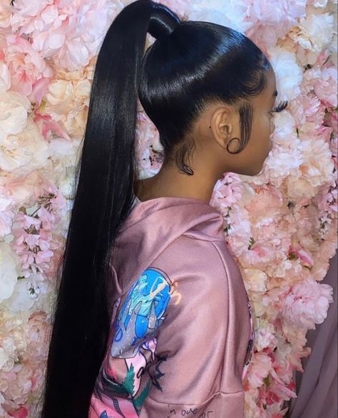 Ponytails Black Women, Slick Back Ponytail Weave, Middle Part Slick Back, Ponytail Weave, Slick Back Ponytail, Back Ponytail, Sleek Braided Ponytail, Weave Ponytail Hairstyles, Sleek Ponytail Hairstyles