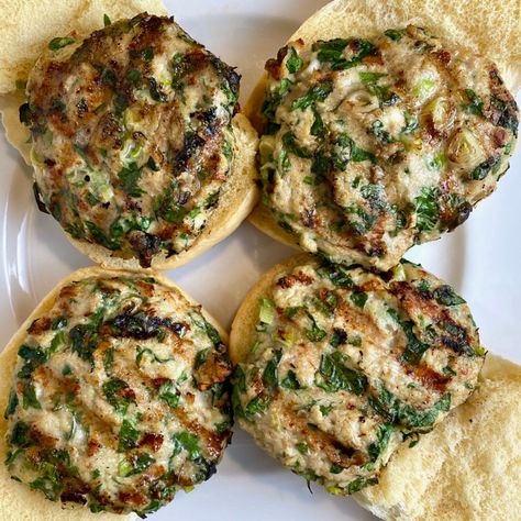 Spinach Feta Burgers Beef, Feta Chicken Burgers, Turkey Burger With Feta And Spinach, Spinach Feta Chicken Burgers, Feta Tzatziki, Spinach Feta Turkey Burgers, Spinach Burgers, Tzatziki Chicken, Chicken Breast Recipes Easy