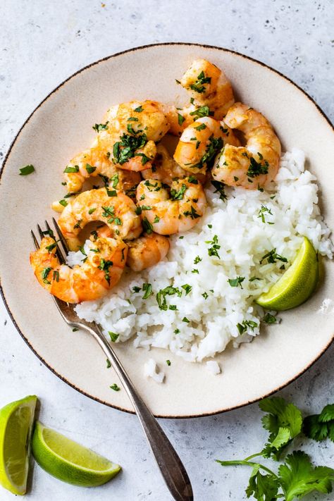 Quick and easy, Cilantro Lime Shrimp is bursting with flavor – and it takes just minutes to make! #shrimp #dinner #quick #easyrecipes #healthyrecipes #dinner #wieghtwatcherrecipes Costco Cilantro Lime Shrimp Recipe, Costco Cilantro Lime Shrimp, Roast Cauliflower, Cilantro Lime Shrimp, Dinner Quick, Dinner Rotation, Shrimp Dinner, Lime Shrimp, Skinnytaste Recipes