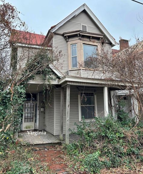 Save This Old Virginia Fixer Upper For Sale By Owner $55K - Old Houses Under $50K Dilapidated House, 1910 House, Crepe Myrtle Trees, Victorian Homes Exterior, Myrtle Tree, Homes Exterior, Crepe Myrtle, Old Houses For Sale, Virginia Homes