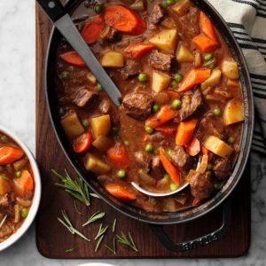 Apple Cider Beef Stew, Best Beef Stew Recipe, Panini Recipes Chicken, Spaghetti With Ground Beef, Venison Stew, Ground Beef Pasta, Best Beef Recipes, Ground Beef And Potatoes, Resep Salad