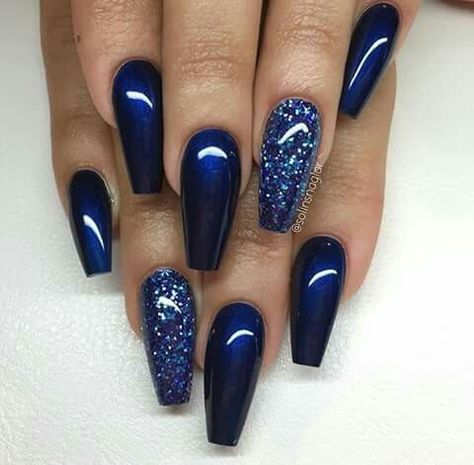 Midnight blue Quince Nails, Super Nails, Blue Nail, Dark Nails, Trendy Nail Design, Nail Designs Glitter, Prom Nails, Gel Nail Designs, Nailed It