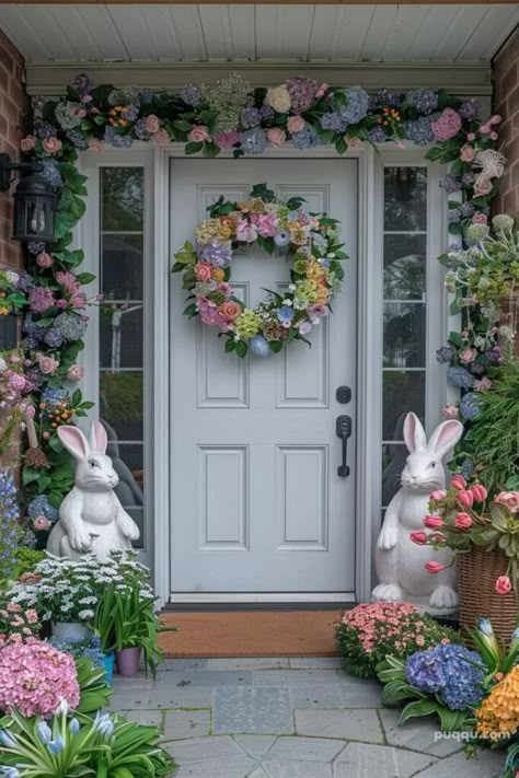 easter-porch-decor-ideas-8 Easter Porch Decor, Easter Porch, Easter Front Door, Easter Outdoor, Basket Centerpieces, Eggs Ideas, Spring Porch Decor, Easter Decorations Outdoor, Spring Decorations