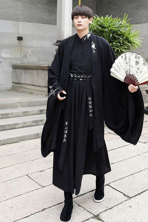 Japanese Outfits Men, Chinese Outfits Traditional, Chinese Outfits Fashion, Japan Style Outfits, Japanese Kimono Male, Japanese Kimono Fashion, Mens Kimono, Samurai Clothing, Japanese Style Clothing