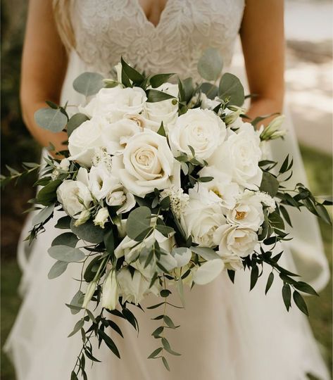 Who is in their white bouquet era?#blossomsbyjilliann #burghbrides #newera #flowers #flowerstagram #bridal #bridalbouquet #bouquetoftheday #weddingflowers #weddinginspiration #weddingflowerinspiration #whitebouquet January Wedding Flowers, January Wedding, Wedding Flower Inspiration, White Bouquet, Bridal Bouquet, Bouquets, Wedding Flowers, Wedding Inspiration, Blossom