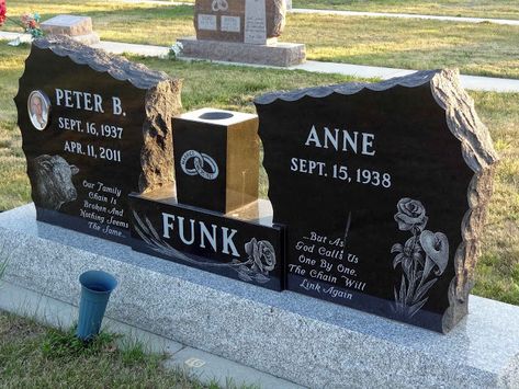 Modern Headstone Design, Gravestones Ideas, Monument Ideas, Headstone Ideas, Personalized Memorial Stones, Head Stone, Grave Headstones, Memorial Benches, The Underworld