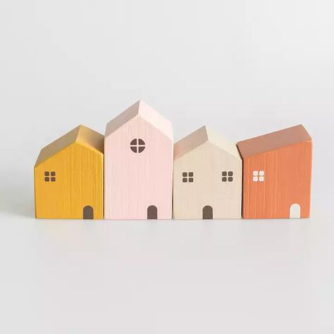 Wood Block Houses, Forest Building, Traditional Japanese Design, House Kids Room, Wooden Blocks Toys, Rainbow House, Small Wooden House, Wood Block Crafts, Wood Craft Projects