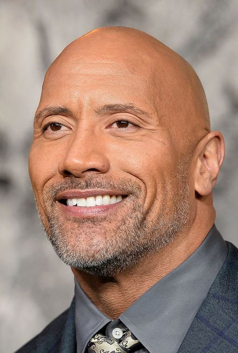 10 Dwayne Johnson Quotes That Will Inspire You to Be the Best Version of Yourself The Rock Portrait, Alex Olson, The Rock Face, Dwayne Johnson Quotes, Random Faces, Richest Actors, Classic Films Posters, Slim Fit Suit Men, Man Face