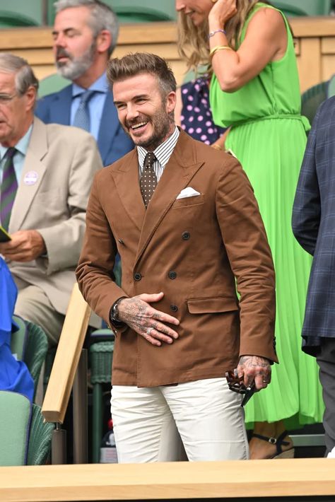 Double Breasted Blazer Men, Beckham Suit, David Beckham Style Outfits, David Beckham Suit, David Beckham Style, Beckham Style, Stylish Mens Suits, Tennis Whites, Blazer Outfits Men