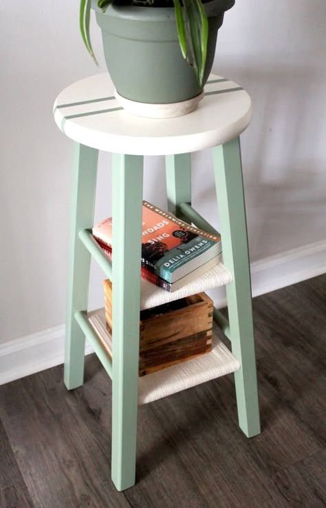 Transform Your Home with Thrift Store Makeovers Diy Boho Bar Stools, Diy Plant Stand From Bar Stool, Painted Bar Stools Ideas Diy Projects, Barstool Plant Stand, Bar Stool Plant Stand, Barstool Repurpose, Stool Diy Makeover, Diy Barstool Makeover, Barstool Nightstand