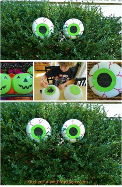 Dollar Store Halloween Crafts, Dollar Store Halloween Decorations, Halloween Outside, Easy Diy Halloween Decorations, Casa Halloween, Dollar Store Halloween, Easy Halloween Decorations, Adornos Halloween, Halloween Prop