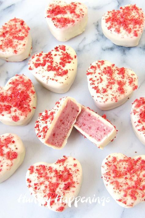 Valentines Candy Recipes, Homemade Valentines Candy, Sphere Desserts, Valentine Truffles, Strawberries And Cream Dessert, Strawberry Truffles, Small Pies, Strawberry Truffle, Valentine's Candy