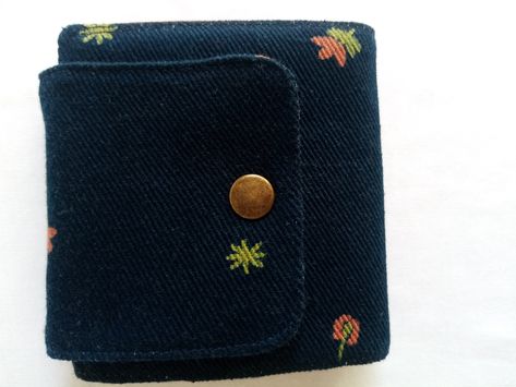 Hello dear visitor, Are you ready to savor the uniqueness and quality of our handmade designs? We are delighted to introduce you to this exquisite velvet wallet that seamlessly combines elegance and functionality. Features: Material: Our product is crafted from luxurious velvet fabric that offers a first-class quality feel for both its texture and appearance. Color: Navy, a symbol of elegance and understated luxury. This wallet exudes the charm of this color in every detail. Mini Patterns: The delicate patterns on the surface of the wallet add a unique aesthetic touch while enhancing sophistication without compromising simplicity. Internal Compartments: This wallet offers a tailored organization for your needs, featuring dedicated sections for bills, coins, and cards. Each detail is crafte Cool Wallets, Wallet Aesthetic, Cute Wallet, Pink Teddy Bear, Cute Wallets, Handmade Wallets, Understated Luxury, Best Wallet, Gold Thread