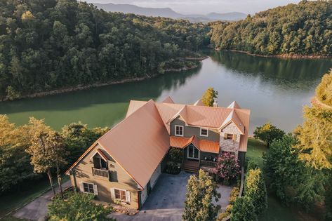 Gorgeous Tennessee Lake House - Duke Manor Farm 5 Ingredient Breakfast, Huff House, Douglas Lake, Backyard Swings, Manor Farm, Simple Breakfast, Farm Design, East Tennessee, Smoky Mountain National Park