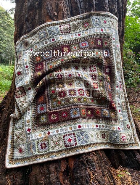 The Winter Walk Blanket – Wool Thread Paint Crochet Blanket Borders, Blanket Borders, Unique Crochet Blanket, Mellow Colors, Heirloom Blanket, Crochet Blanket Designs, Trendy Crochet, Wool Thread, Manta Crochet