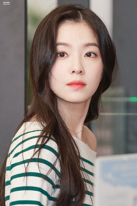 Gimpo Airport | 230502 Irene Fashion, Red Velvet Fashion, Red Velvet Photoshoot, Irene Red Velvet, Beauty Pop, Wendy Red Velvet, Red Velvet Irene, Korean Girl Fashion, Velvet Fashion