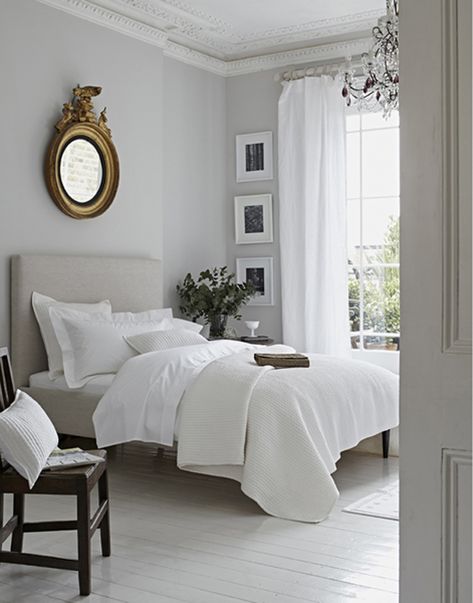 Dreamy Bedroom. Here is a roundup of some gorgeous bedrooms with a neutral palette that make them totally dreamy. Feng Shui Bedroom Layout, Bangladesh Cricket, Feng Shui Bedroom, Modern Luxury Bedroom, Classic Bedroom, Dreamy Bedrooms, Trendy Bedroom, Bedroom Layouts, Simple Bedroom