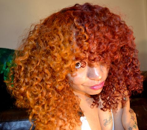 Half Adore Ginger and Half Adore Paprika Ginger Roots Black Hair, Half And Half Hair Color Curly, Ginger And Red Hair, Red And Ginger Hair, Adore Ginger, Orange And Red Hair, Half Hairstyles, Half And Half Hair Color, Ginger Hairstyles