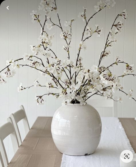 Spring Room Decor, Cherry Blossom Vase, Spring Room, Cherry Blossom Decor, Nail Art Flower, Stem Style, Vase With Branches, Nails Flowers, Magnolia Branch