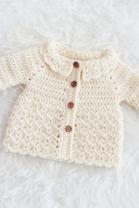 Crochet Baby Jacket Free Pattern, Baby Crochet Cardigan, Crochet Baby Cardigan Free Pattern, Jaket Crochet, Baby Cardigan Pattern Crochet, Diy Crochet Sweater, Crochet Baby Sweater Pattern, Crochet Baby Jacket, Crochet Baby Sweaters