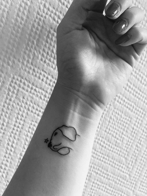 Beagle Line Tattoo, Beagle Ears Tattoo, Beagle Tattoo Ideas, Sally Tattoo, Quirky Drawings, Animal Lover Tattoo, Beagle Tattoo, Lover Tattoo, One Line Tattoo