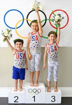 Get into the spirit of the games! You guys, this is the most awesome Olympics-themed kids party ever. What are you waiting for? Let's celebrate! Olympic Party Decorations, Summer Olympics Party, Vbs Olympics, Archery Party, Olympics Decorations, Olympic Podium, Olympic Theme Party, Olympic Games For Kids, Olympic Idea