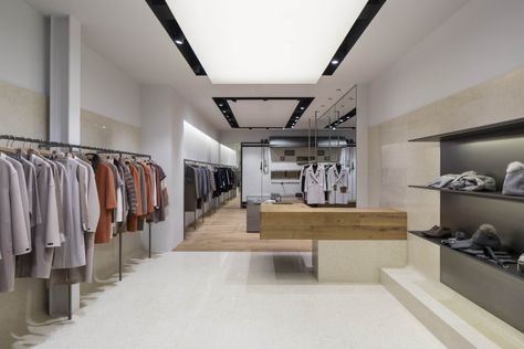 PESERICO store by C&P Architetti, Forte dei Marmi – Italy » Retail Design Blog Boutique Clothing Store Design, Clothing Showroom, Fashion Retail Interior, Fashion Store Design, Shoe Store Design, Clothing Store Interior, Clothing Store Design, Store Design Boutique, Showroom Interior Design