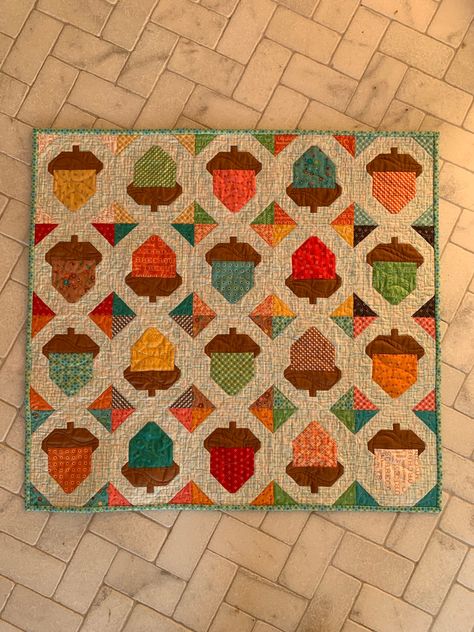 Nice quick project Stash Organization, Fabric Stash Organization, Fall Quilts, Sewing Projects, Bohemian Rug, Quilting, Sewing, Fabric, Home Decor