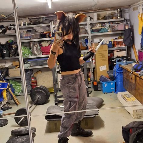 Progress of my piggy cosplay 🙌✨️ I already love how it looks (now I gotta finish the pants, get the Shirt somewhere and colour the blade ) 💜 a big thank you to my laurie duo @chusi_87 since she helped me a lot #deadbydaylightcosplay #sawcosplay #amandayoungcosplay #amandayoungdbd #thepigdbd #thepigcosplay #deadbydaylight #dbd #cosplay #sawmoviecosplay Dbd Cosplay, Amanda Young, Movie Outfits, Movies Outfit, Cosplay Ideas, Best Cosplay, The Shirt, Thank You, Halloween