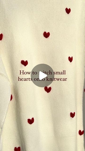 Knotty Bean Stitching Co • Hand-Embroidered Goods on Instagram: "Little hearts tutorial! This is a beginner friendly design that you can practice on a garment that’s already in your closet. Just in time for Valentine’s Day! ❤️ 🪡 #embroiderydiy #handembroidery #tutorial #embroiderytutorial #handstitching #handstitched #fortworth #fortworthmaker #reeltutorial #diytutorial #valentinescraft #valentinesdiy #valentinesday" Heart Stiching Sewing, Heart On Clothes, Cute Embroidery Ideas For Beginners, Decorative Stiches Ideas, T Shirt Embroidery Diy Tutorial, Sewing Hearts Ideas, Embroidery Stitches Heart, Love Heart Embroidery, Embroidering A Heart