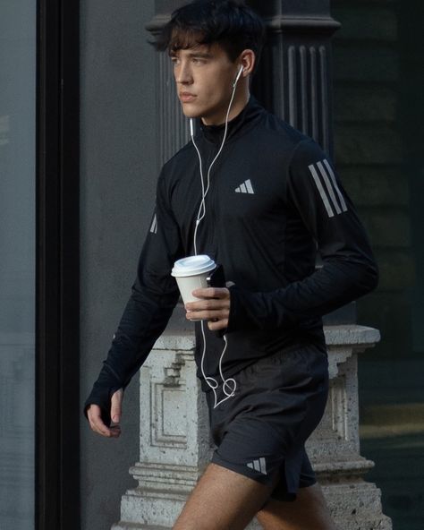 running on coffee… literally #adidasSupernova #ZalandoStyle @adidasrunning @zalando ad Fitness Photography Ideas, Gym Fit Men Aesthetic, Athleisure Men Aesthetic, Workout Clothes Aesthetic Men, Mens Running Aesthetic, Runner Aesthetic Boy, Mens Running Outfit, Outfit Running, Man Gym Outfit