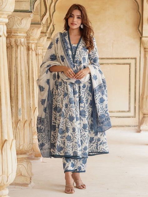 Floral Anarkali, Design Kurta, Blue Anarkali, Kurta With Palazzo, Printed Anarkali, Kurta Patterns, Cotton Anarkali, Kurta Style, Kurta Design