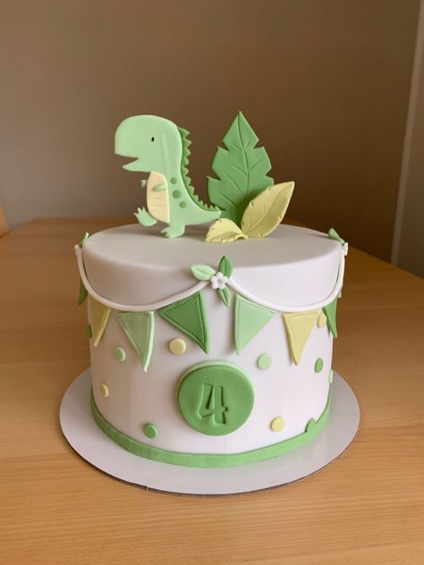 Dinosaur Cakes For Boys, Creative Cake Ideas, Dinasour Birthday, Dino Birthday Cake, Dino Cake, Pastel Baby Shower, Dinosaur Birthday Cakes, 2 Birthday Cake, 1st Birthday Cakes