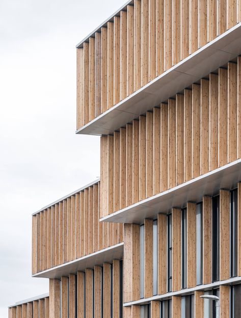 Innovation Hub, Wood Facade, Sustainable Building Materials, Aluminum Screen, Facade Cladding, Architectural Engineering, Sustainable City, Wood Architecture, Solar Shades