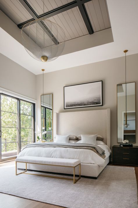 Sherwin Williams Gossamer Veil Review – The Jaw-Dropping Neutral - KnockOffDecor.com Mirrors Bedroom, Shelter Bed, Bedroom Master, Luxury Bedroom Master, Luxury Bedroom, Style Bedroom, Home Trends, Master Bedrooms Decor, California Style