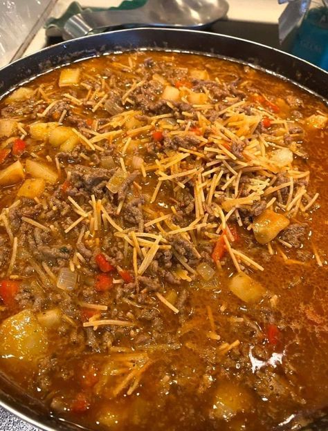 Fideo Loco Recipe, Fideo Loco, Potatoes And Ground Beef, Fideo Recipe, Recipe With Ground Beef, Mexican Comfort Food, White Bean Soup Recipes, Facebook Recipes, Ground Beef And Potatoes