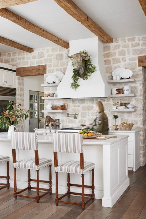 European Cottage Kitchen Backsplash, White Cabinets With Stone Backsplash, Stone Brick Backsplash Kitchen, Stone Arch Kitchen, Kitchen With No Top Cabinets, French Cottage Kitchens Inspiration, Stone Wall In Kitchen, French Kitchen Backsplash, Rock Backsplash Kitchen