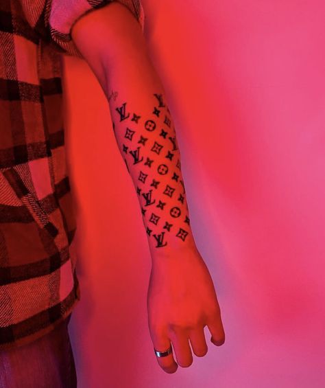 Lv Tattoo Louis Vuitton, Lv Tattoo, Louis Vuitton Tattoo, Tattoo 2023, Tattoo Lettering Styles, Stylist Tattoos, Tattoo Design Book, Lettering Styles, Arm Tattoos