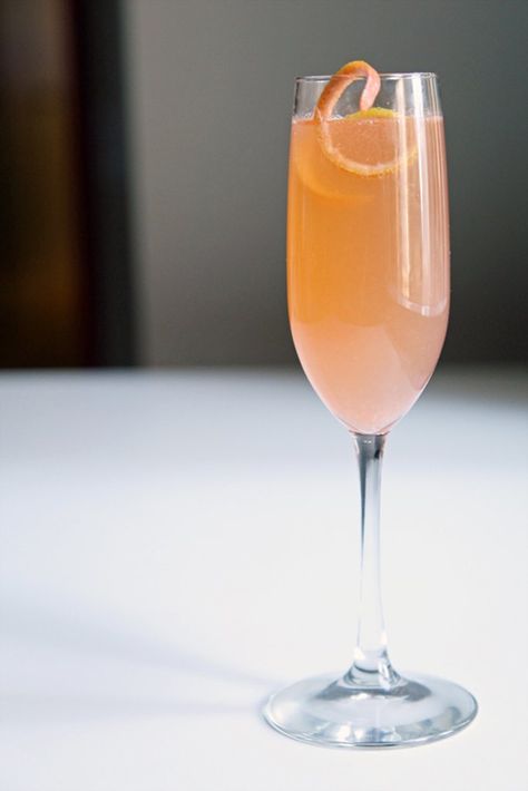 Grapefruit-Elderflower Sparkler Mango Mimosa, Grapefruit Mimosa, Elderflower Cocktail, Grapefruit Peel, Champagne Recipes Cocktails, Ripe Mango, Sparkling Cocktail, Prosecco Cocktails, Popsugar Food