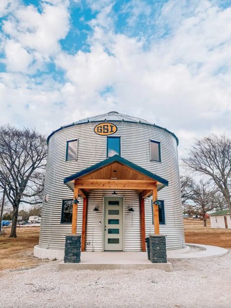 Silo House Interior Floor Plans, Silo Cottage, Silo Home, Grain Bin House, Round House Plans, Quonset Hut Homes, Cottage Tiny House, Silo House, Interior Floor Plan