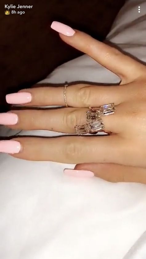 Kylie Jenner nails Acrylic Nails Kylie Jenner, Ongles Bling Bling, Jenner Nails, Kylie Nails, Kylie Jenner Nails, Nails 2018, Kylie Jenner Outfits, Super Nails, Ideas Nails