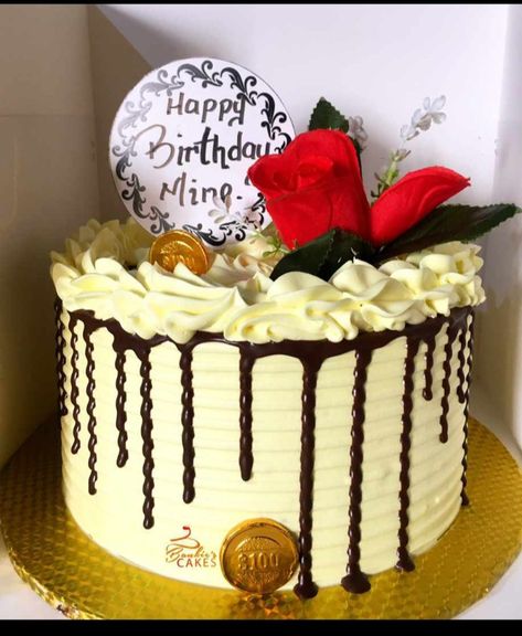 Best and beautiful cakes within and around Abuja Fondant Cake Design For Women, Cute Mini Cakes Birthdays, White Buttercream Cake, Cake Samples, Stunning Cakes, Birthday Cake Decorating Ideas, Fondant Cake Designs, Cake Decorating With Fondant, Simple Cake Designs