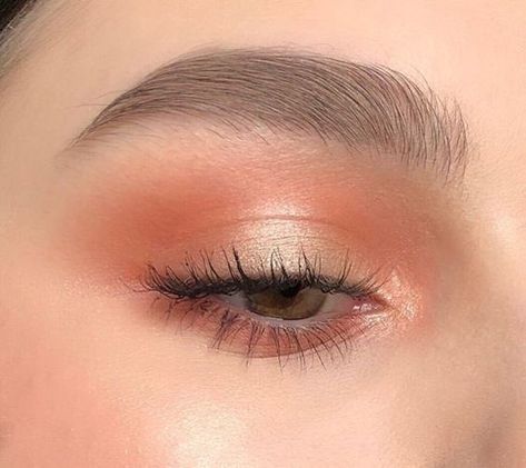 la femme dans l’art on Twitter: "glowy eye look… " Trucco Glam, Make Up Diy, Nagel Art, Orange Makeup, Flot Makeup, Soft Makeup Looks, Makeup Tip, Red Lip Makeup, Makeup For Blondes