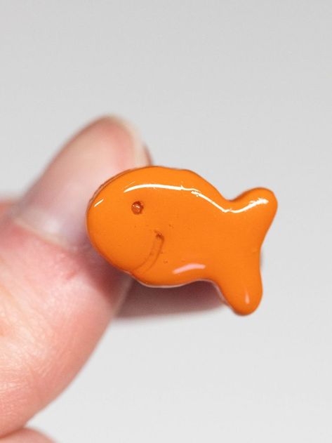 Polymer Clay Magnet, Goldfish Crackers, Color Me Mine, Clay Magnets, Food Jewelry, Clay Art Projects, Air Dry Clay, Goldfish, Cute Food