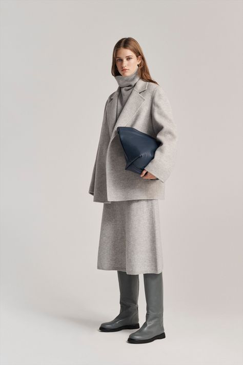 Joseph,PRE-FALL 2019,FASHION 2020 Aesthetic, Joseph Fashion, Fall Fashion Coats, Minimalist Capsule Wardrobe, Women Fashion Edgy, Fall Capsule Wardrobe, Fashion 2024, Fall Coat, Fashion Show Collection