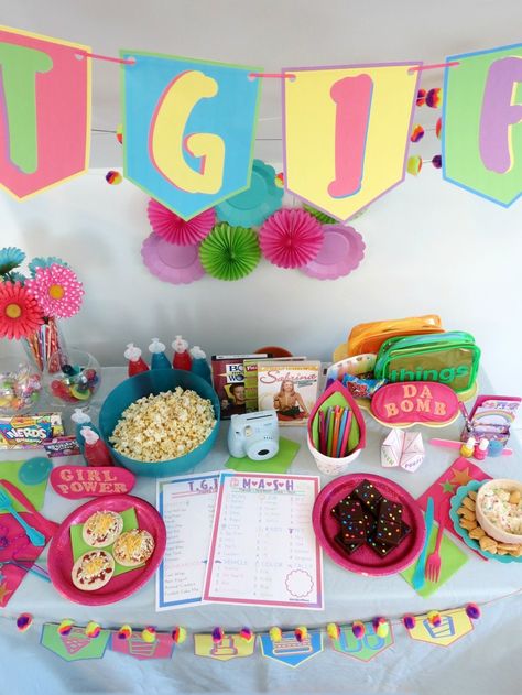 TGIF, Amirite guys?! Want to host your own TGIF 90's Themed slumber party? Click for more photos, a shopping list, and free printables! 90s Slumber Party Bachelorette, Early 2000s Slumber Party, 90s Sleepover Party, 90s Slumber Party Aesthetic, 2000s Slumber Party, 90s Sleepover Aesthetic, 90s Slumber Party, 2000s Sleepover, 90s Sleepover