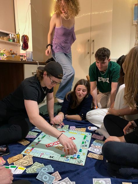 Happy Friends Vision Board, Board Game Evening, Monopoly With Friends Aesthetic, Friends Board Games Aesthetic, Playing Monopoly Aesthetic, Friends Playing Games Aesthetic, Friends Playing Board Games Aesthetic, Boardgame Night Aesthetic, Happy Friend Group