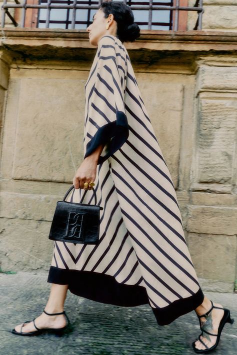 By Malene Birger Spring 2025 Ready-to-Wear Fashion Show | Vogue Khaki Vest, Malene Birger, By Malene Birger, Runway Looks, Vogue Runway, Midi Length Dress, Night Looks, Resort Wear, A Line Skirts